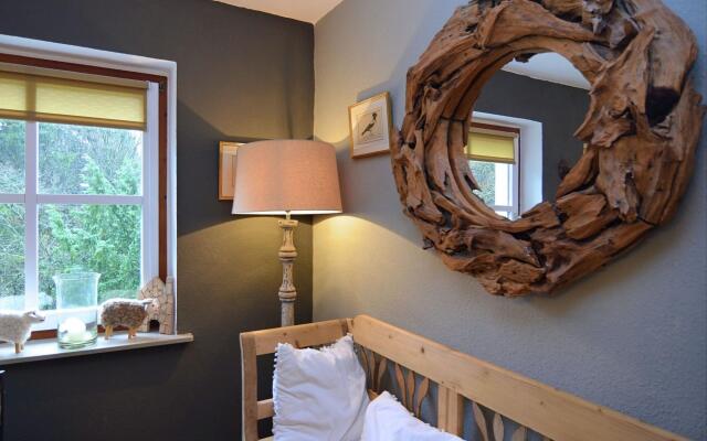 Quaint Holiday Home near Ski Area in Neuastenberg