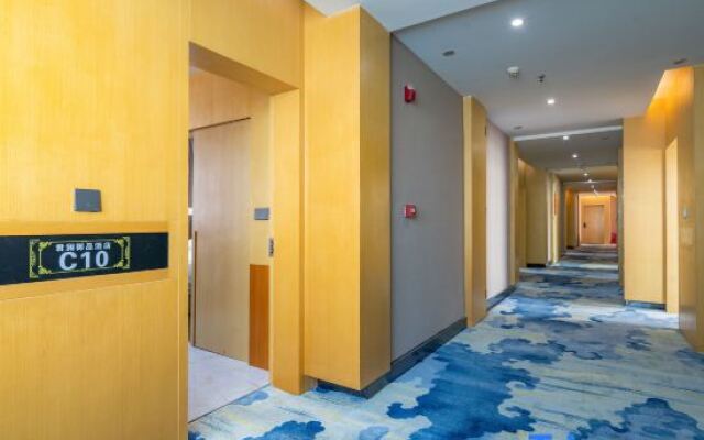 Ganzhou Junlang Yupin Hotel (Nanmenkou Yugutai Ancient City Wall Store)