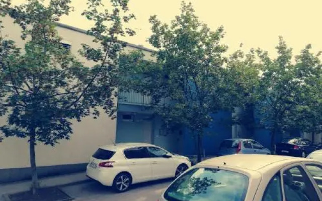 Apartment Lent