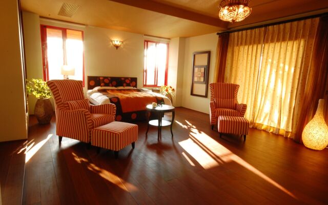 March Three Inn