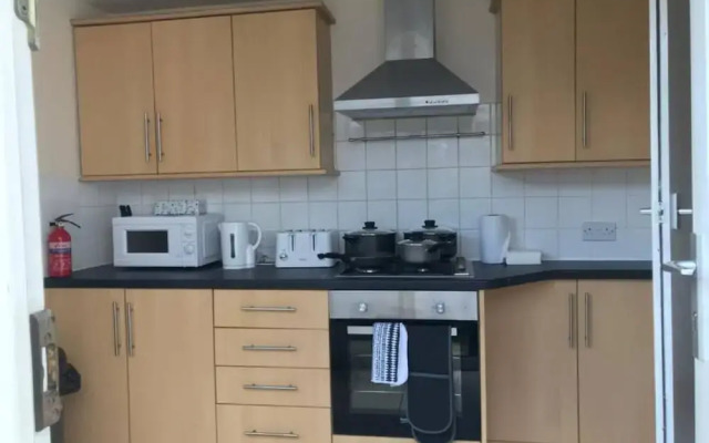 Cedar Villa - Inviting 5-bed House in Chatham-