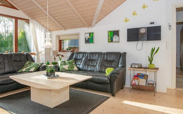 8 Person Holiday Home in Ulfborg