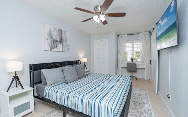 Beachside Palms - Miramar Beach