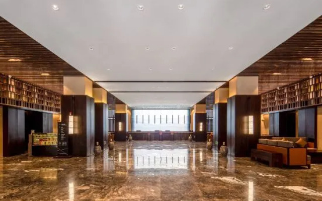 Huajing Wenlan Hotel