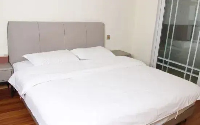 Kelining Chain Hotel(Luozhuang Baoli Wealth Plaza Store)