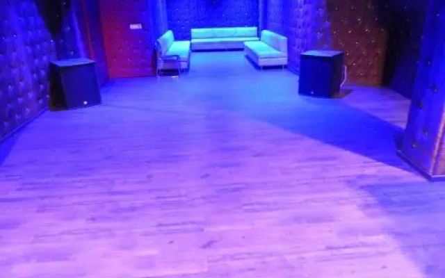 Hotel Surya Palace by OYO Rooms