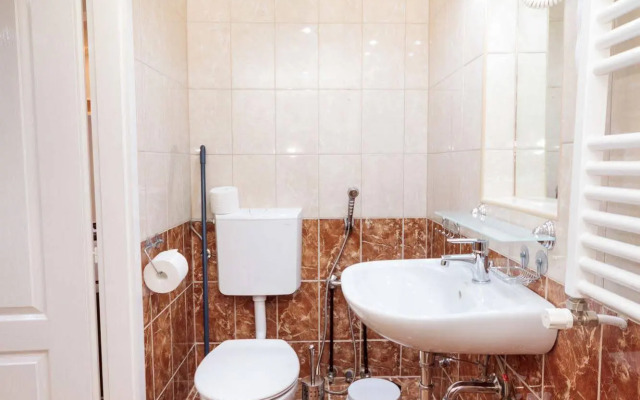 Grand Boulevard Apartments