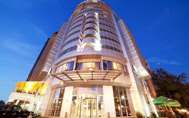 DoubleTree by Hilton Bucharest - Unirii Square