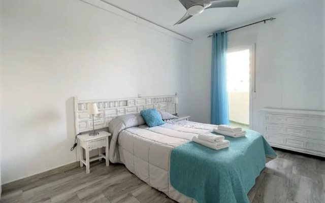 Belvilla by OYO Apartment in Benalma!dena