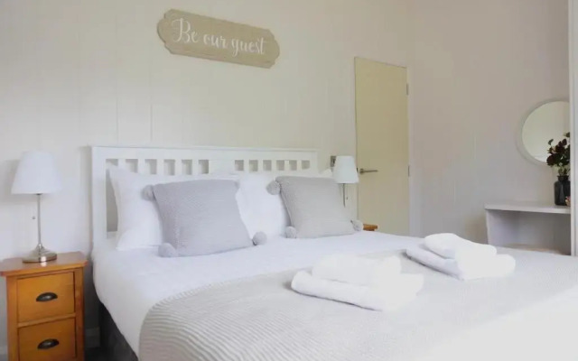 Linwater Caravan Park