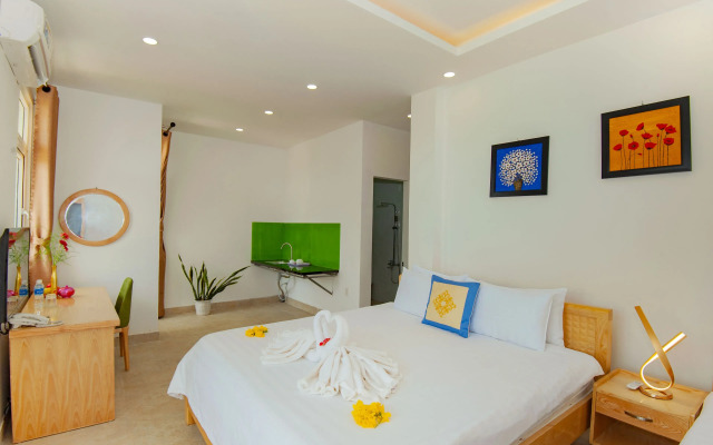 Yellow Daisy Villa
