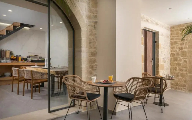 Casa D'Irene Deluxe Hotel