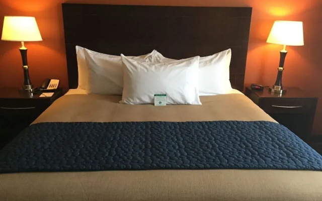 GrandStay Hotel & Suites Mount Horeb - Madison