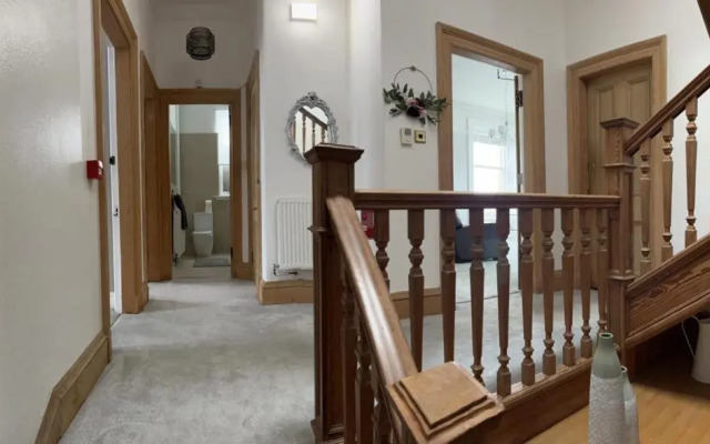 Lady Road Apartment