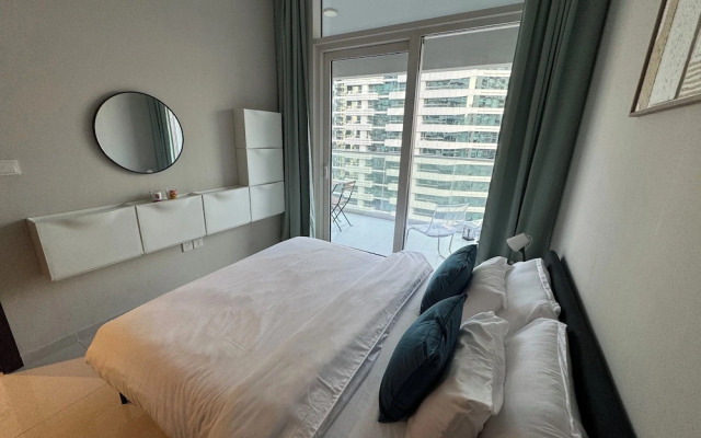 Damac Reva Residences 808