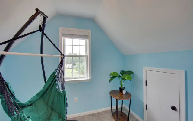 Game Room & Covered Patio: Hummelstown Hideaway