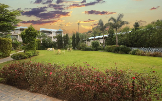 Hummingbird Resort
