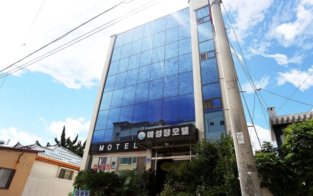 Gangneung Miseongjang Motel