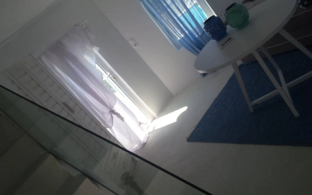 Kouros Home Hotel