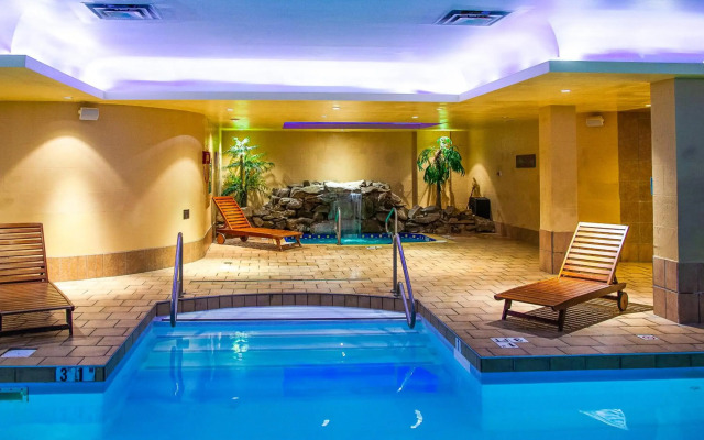 iHOTEL & Conference Center Red Deer