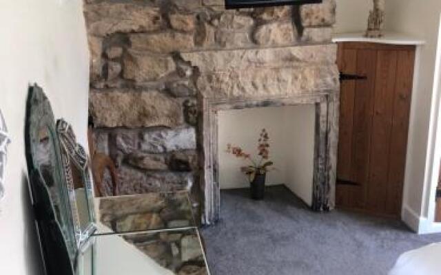 Westside Cottage