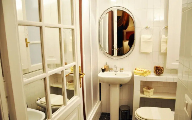 Casa Visconti's St. Peter