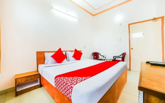 OYO 45229 Rajdhani Tourist Motel