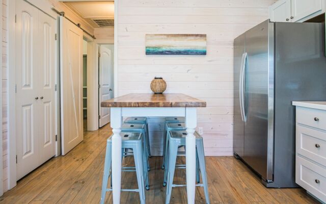 Driftwood Delight 2 Bedroom Home