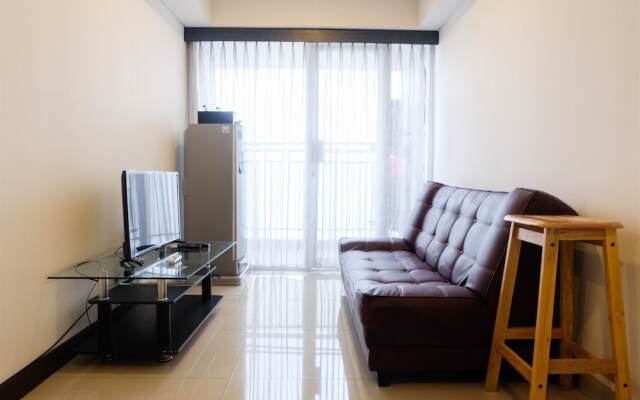 1BR Apartment with Sofa Bed at The H Residence