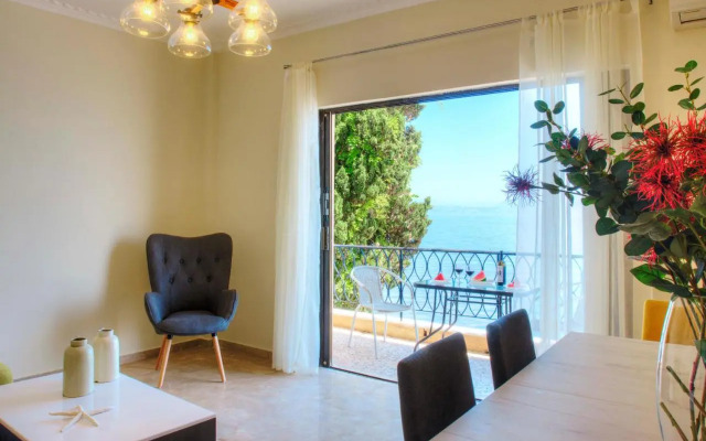 T8 Apartment On The Beach