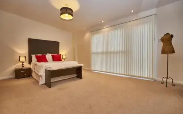 Lochrin Apartments