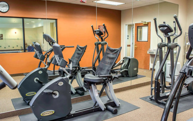 Comfort Inn & Suites Ashland – Richmond North