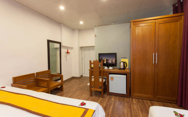 Hanoi Elpis Grand Hotel