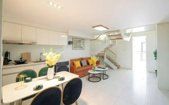 Shanghai Hills & Wanye Prime Stay