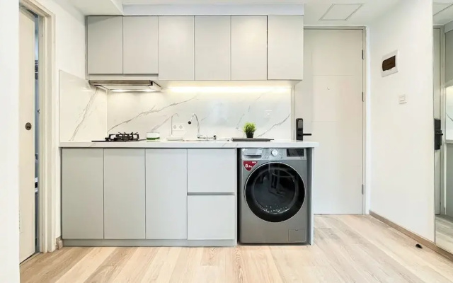 Modern Classic Touch 1Br Apartment At Tokyo Riverside Pik 2
