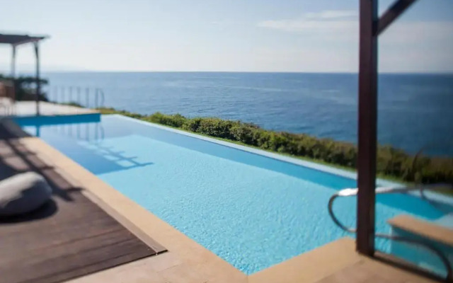 Absolute Villa by Stylish Stays