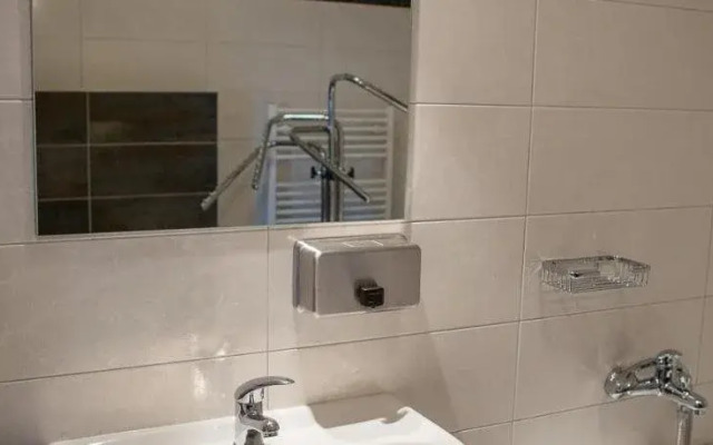 Rekreační a Kongresové Centrum Nové Dvory