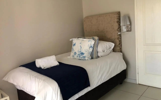 Odelia Guest House