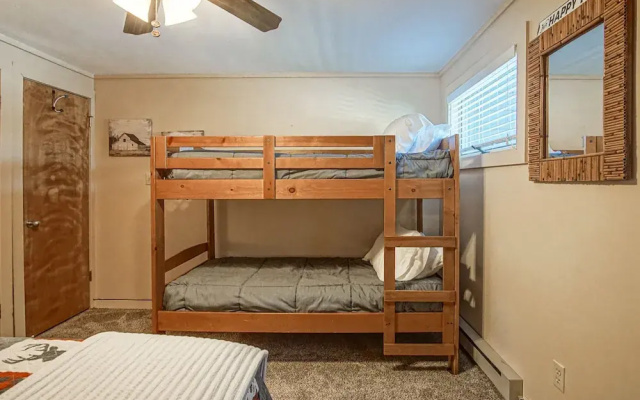 Powderidge-34: Slope Side, 2 Br Townhome