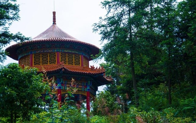 Yingshanhong Hotel