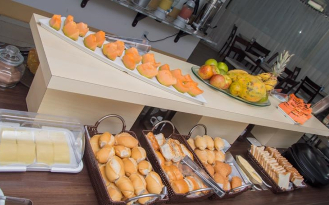 Delphia Terrazzo Ponta Negra Flat