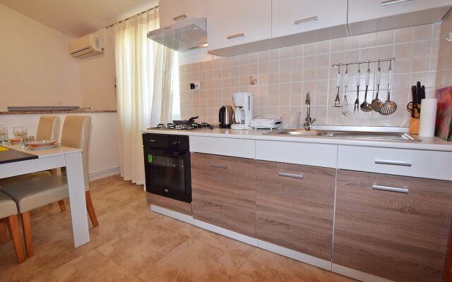 Apartments Jeromela