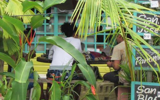 Coconut Hostel Playa Estrella