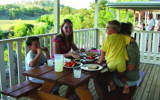 Fossickers Tourist Park