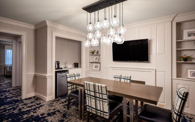 Crowne Plaza Albany - The Desmond Hotel by IHG