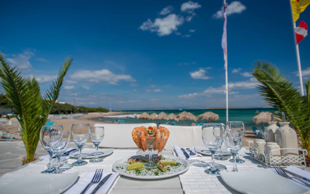Oasis Beach Hotel