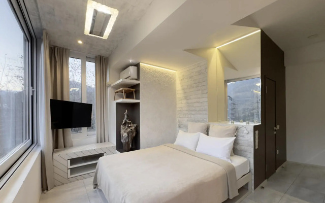 Design studio LIGHT (Light)