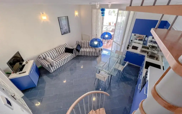 Appartamento in pineta con vista mare e piscina