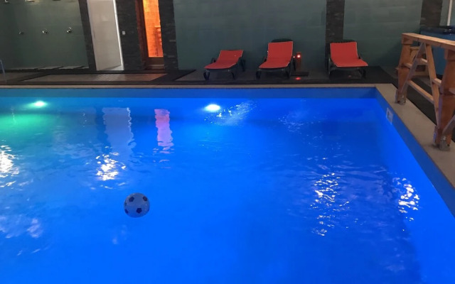 Cabana Sura Getilor Arinis