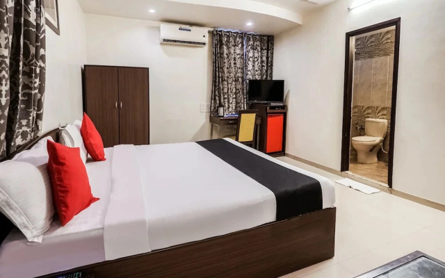 Tribecca Inn by OYO Rooms